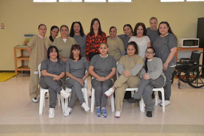 Jueza Presidenta visita la Primera Cooperativa de Mujeres Confinadas en Puerto Rico y América Latina